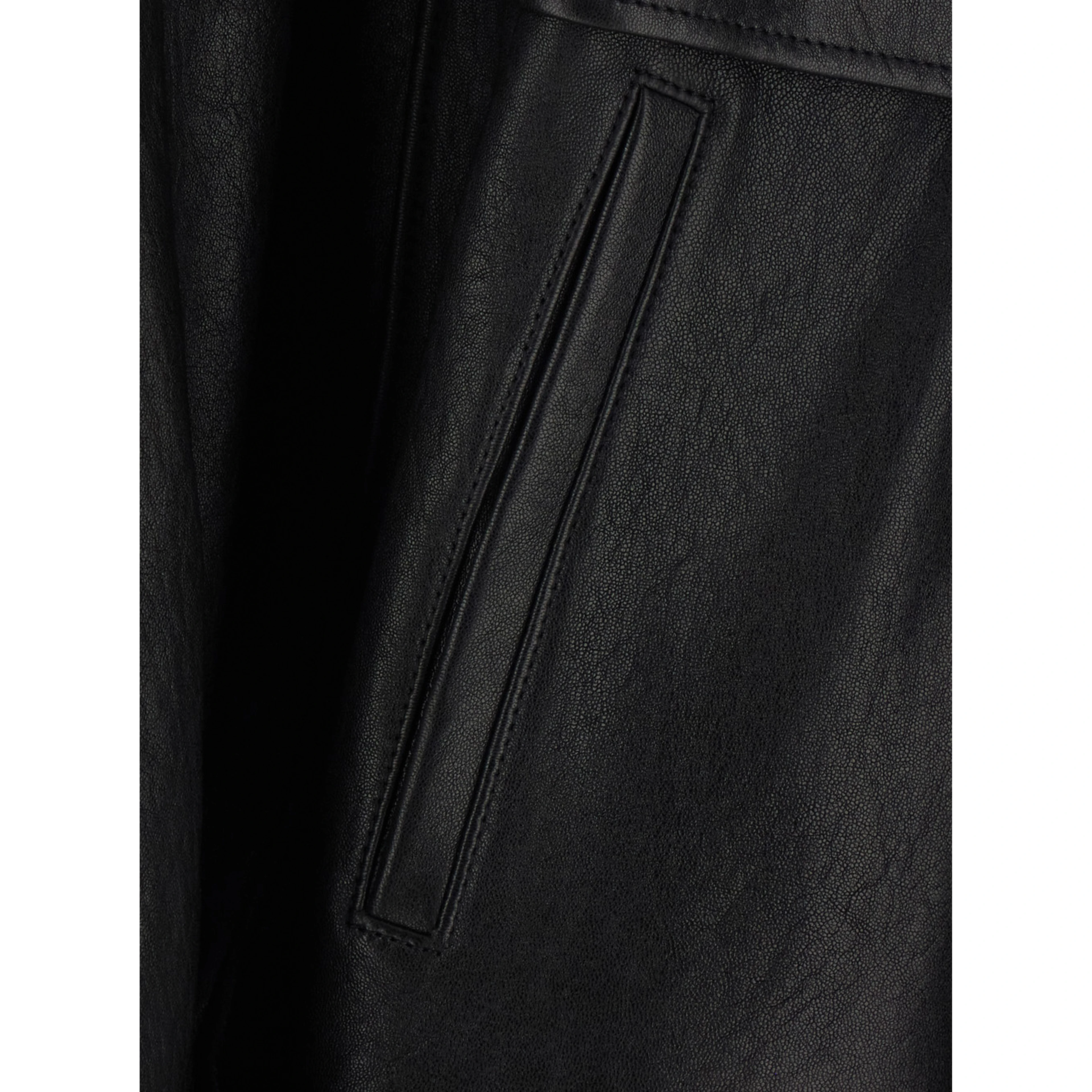 Black Jacket with classic collar and zip closure on the front in leather for men