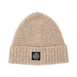 Beige beanie with turn-up brim and logo patch on the front in blend wool boy