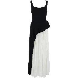 Dress Zayla with Square Neckline and Pleated Skirt in Black and White Tech Fabric for Women