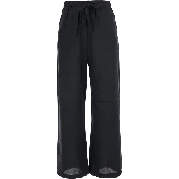 Black pants with waistband and two welt pockets on the back in silk for women