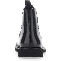 Chelsea Black boots with elasticated side details and low heel in leather for men