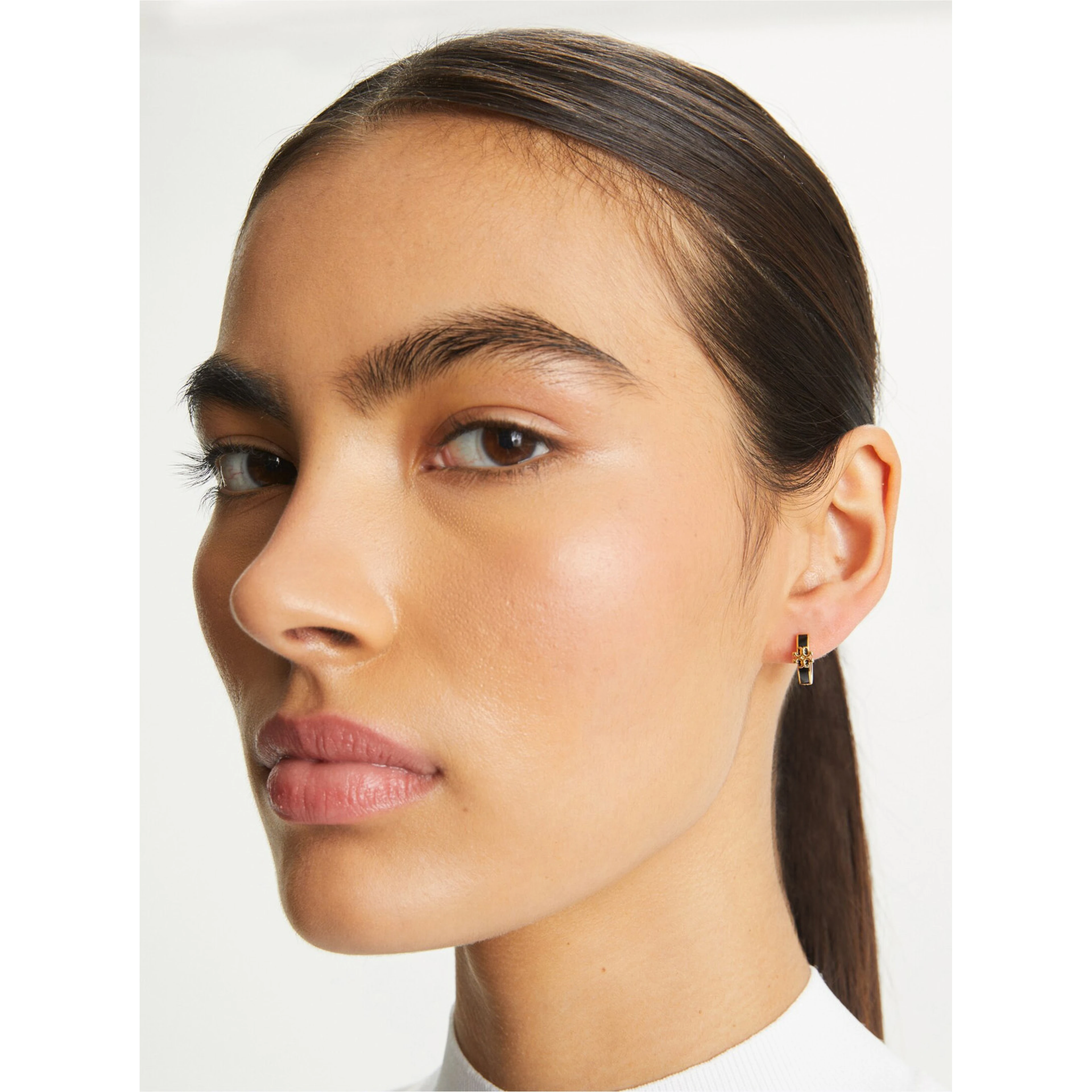 Hoop Earrings Kira with Double T Motif in Brass Blend for Women