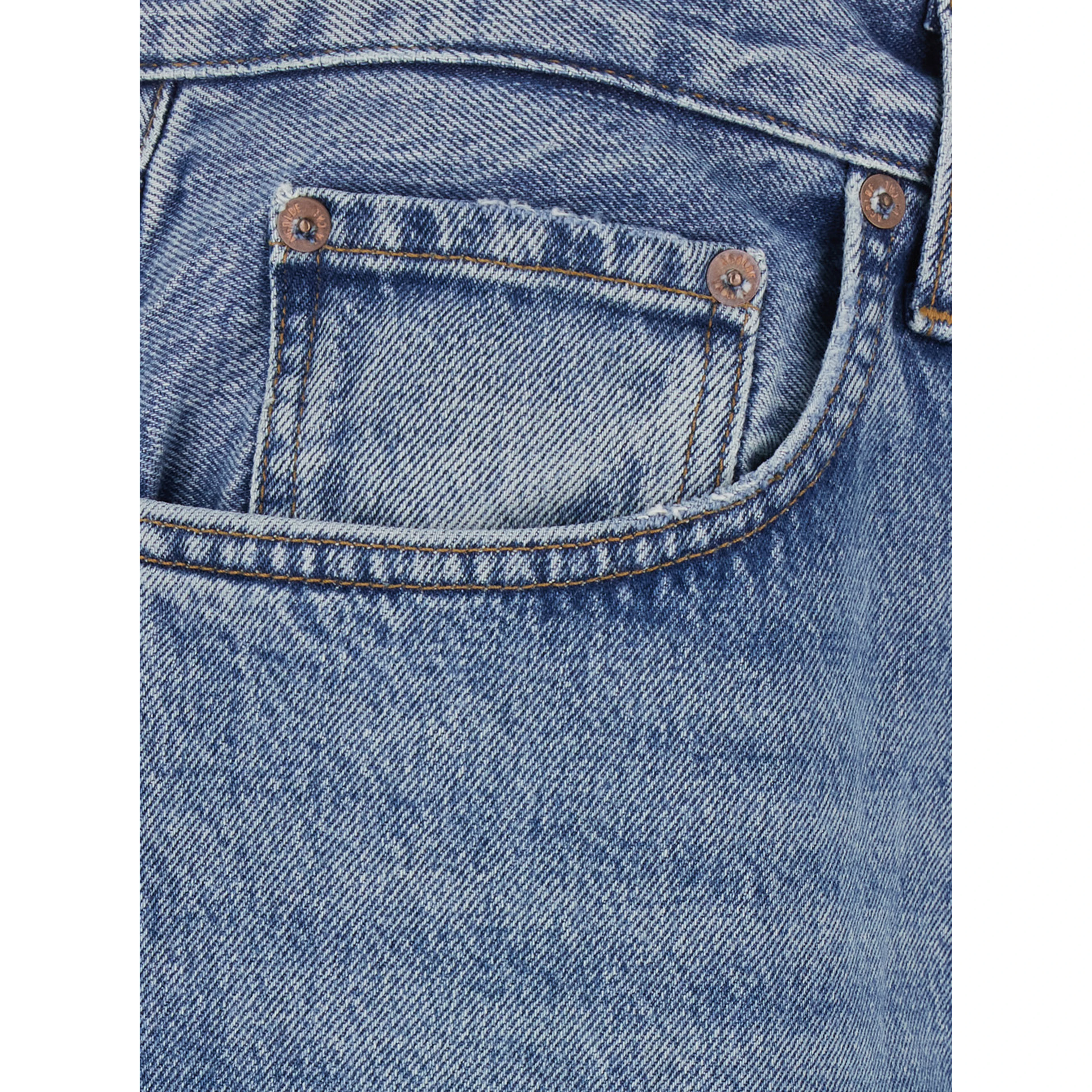 Magnus Light Blue Jeans with logo patch on the back in denim for men