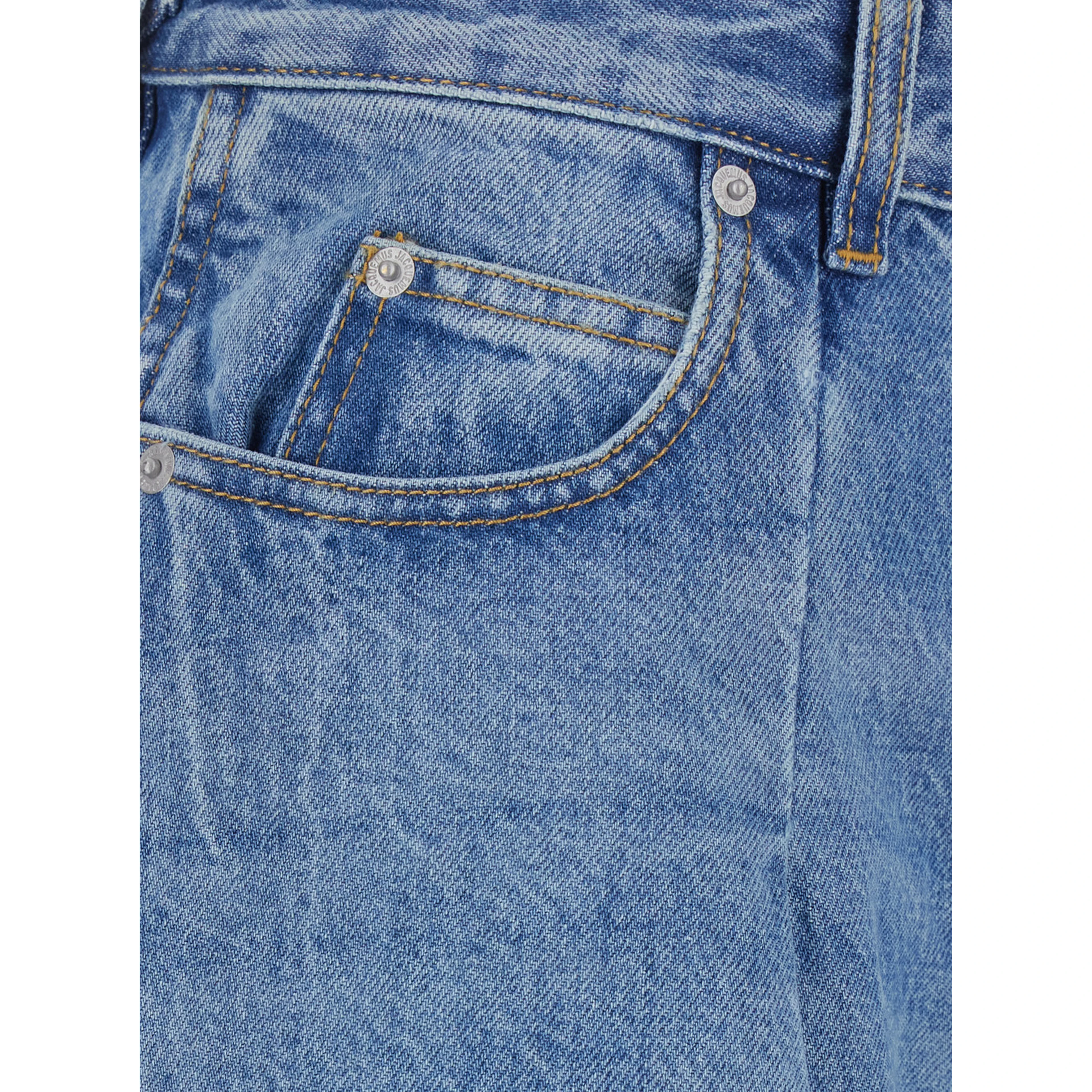 OVALO Blue High-waisted Jeans with Curved Cut in Denim for Women
