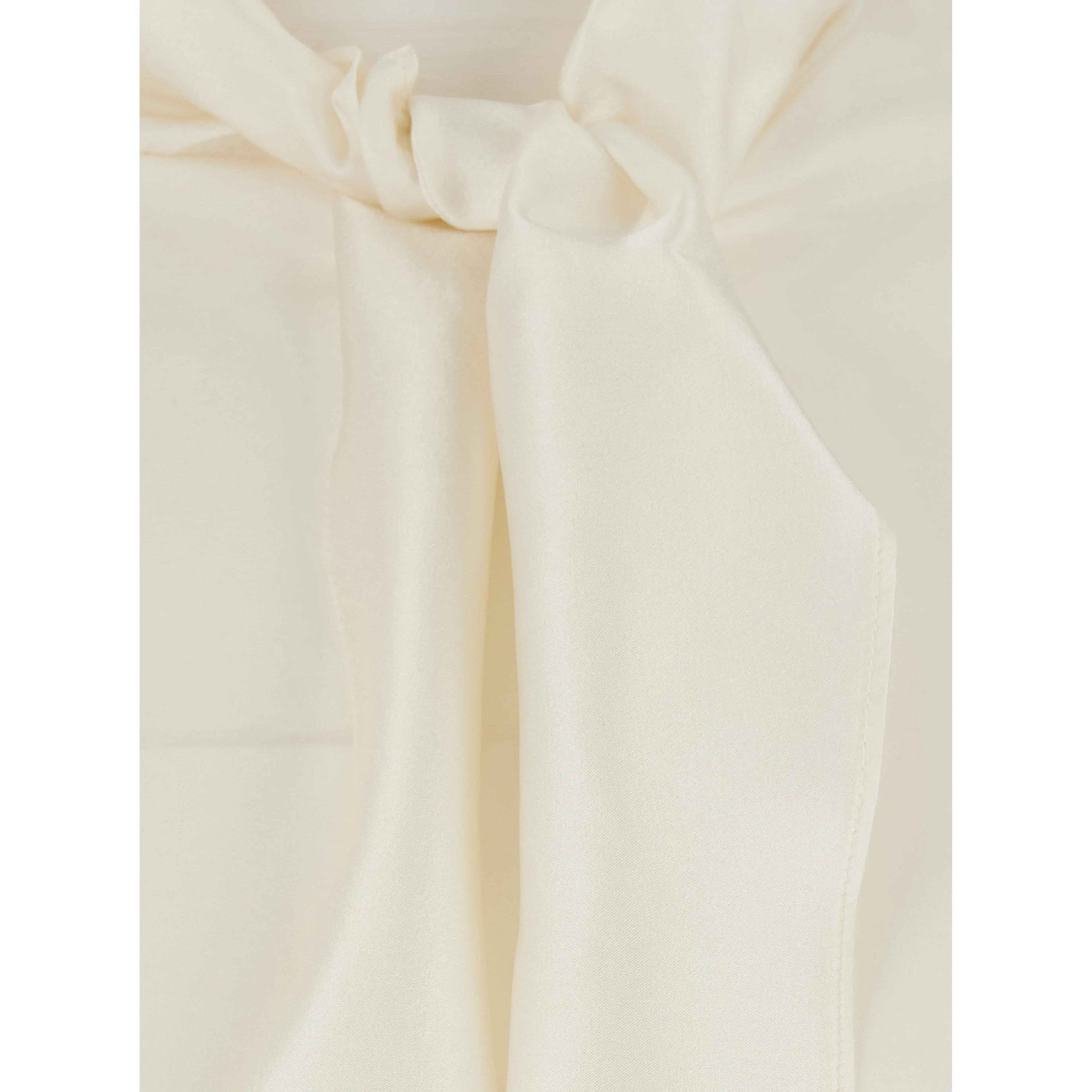 White Top with Bow Detail on the Neck in Silk for Women