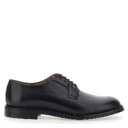 Black lace-up shoe with rounded toe and front laces in leather for men