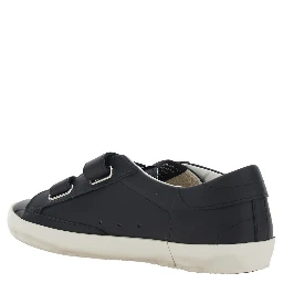 Old School Black Low Sneakers with Tone-on-Tone Star Patch in Leather Boy
