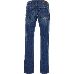 Blue Jeans with logo patch on the back and Contrasting stitching in denim for men