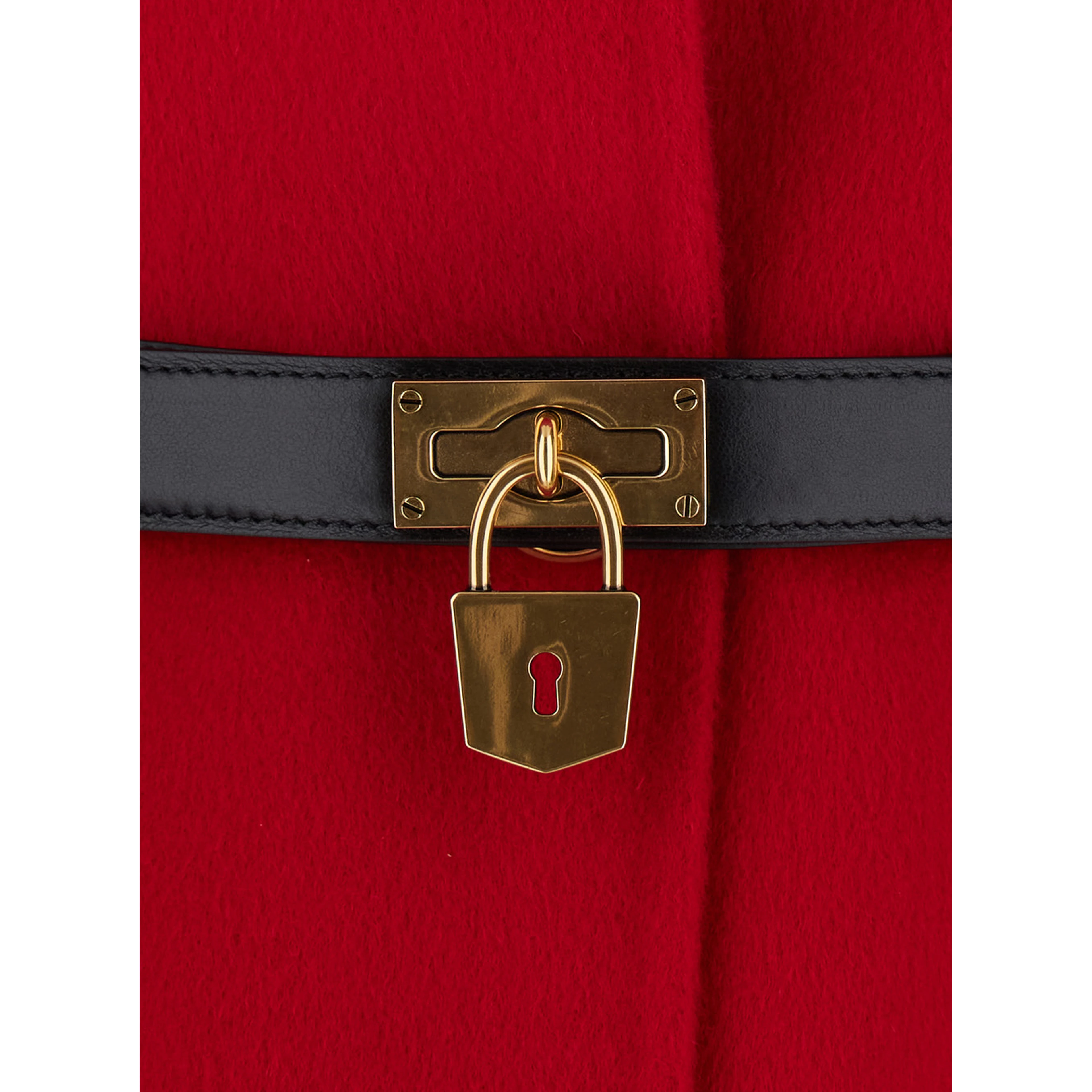 Single-breasted Coat with Notched Revers and Long Sleeves in Red Fabric for Women