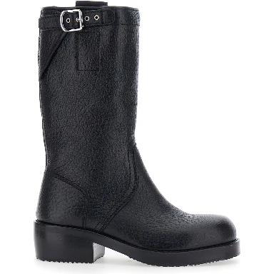 Black boots with decorative buckle and low heel in leather for women