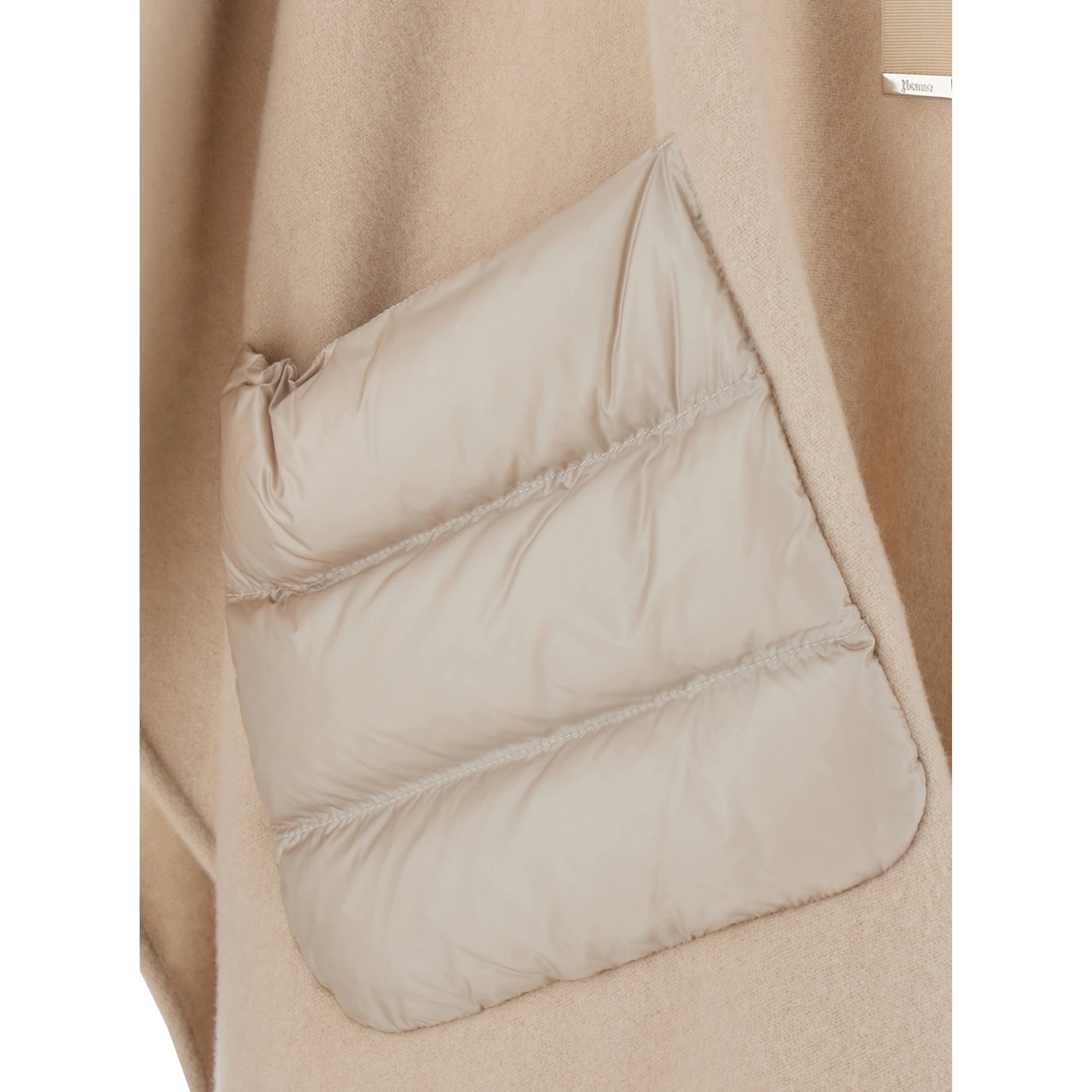 Poncho with high collar and two pockets in wool and nylon beige women
