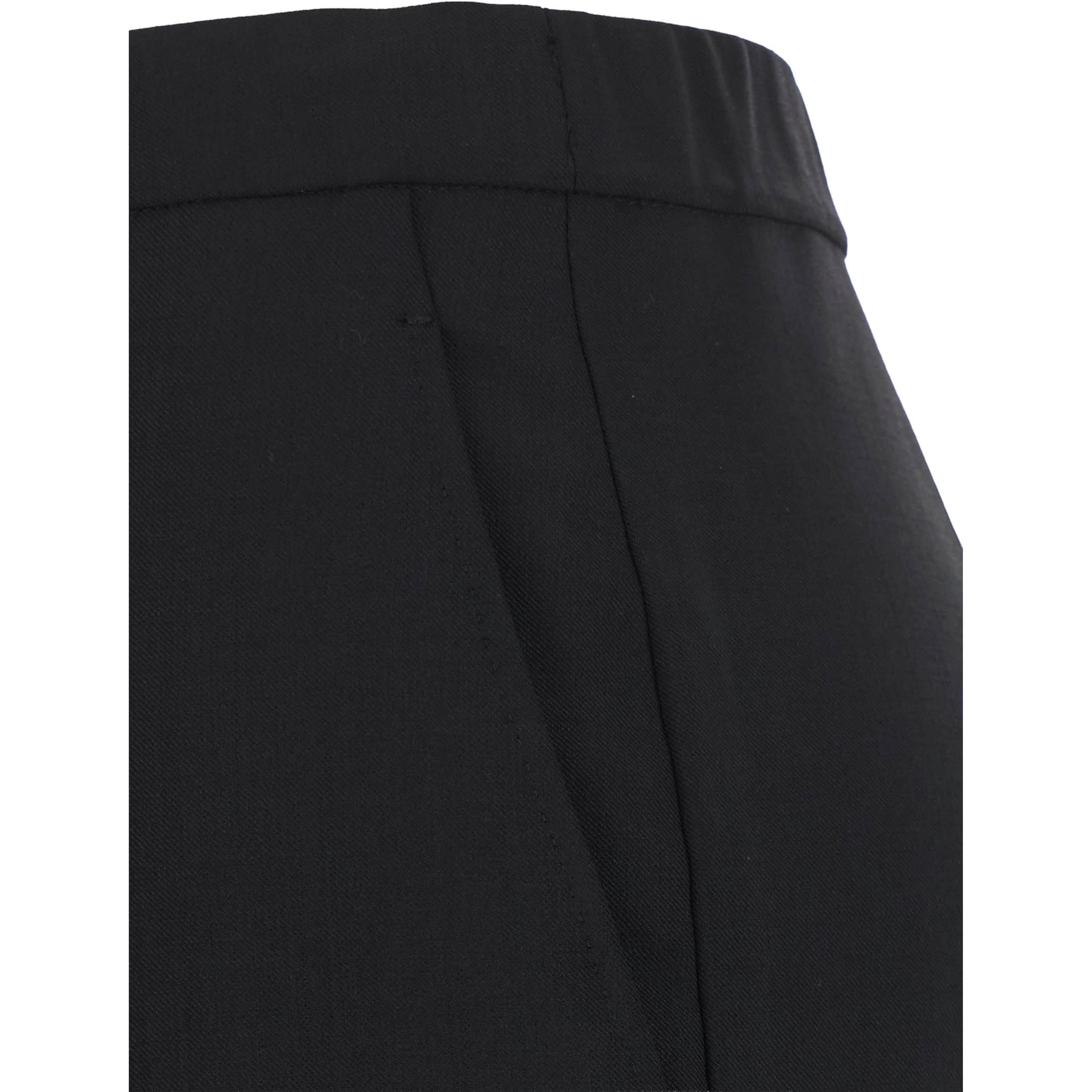 Pants with pockets and straight hem in black tech fabric for women