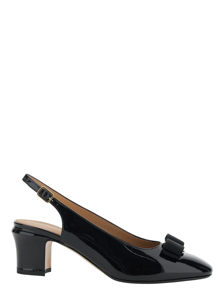 Vetty Black Pumps with Logo Plate on the Front and Low Block Heel in Leather Woman
