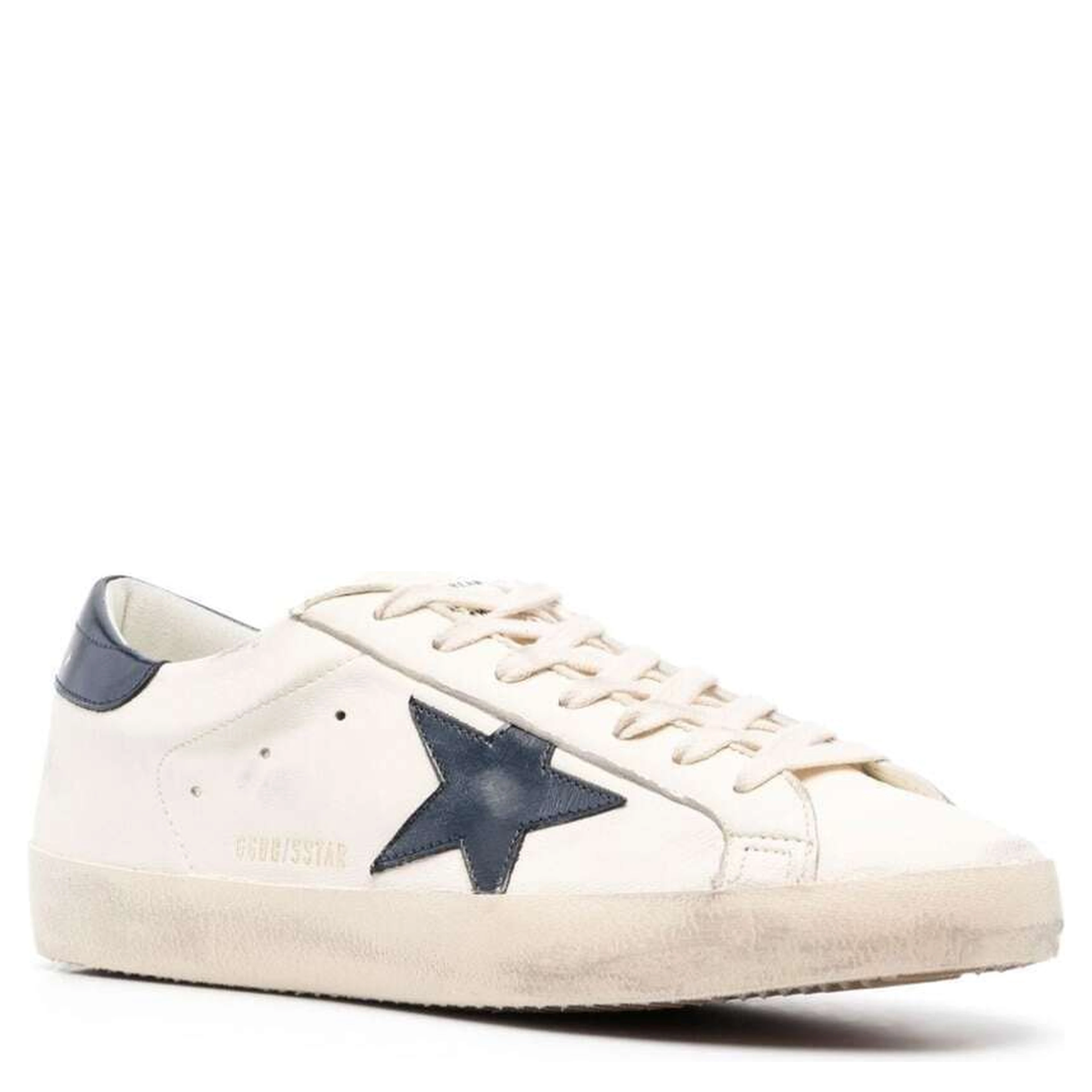 Low Sneakers Super-Star with Embossed Logo and Contrast Pull-tab in White Leather for Men