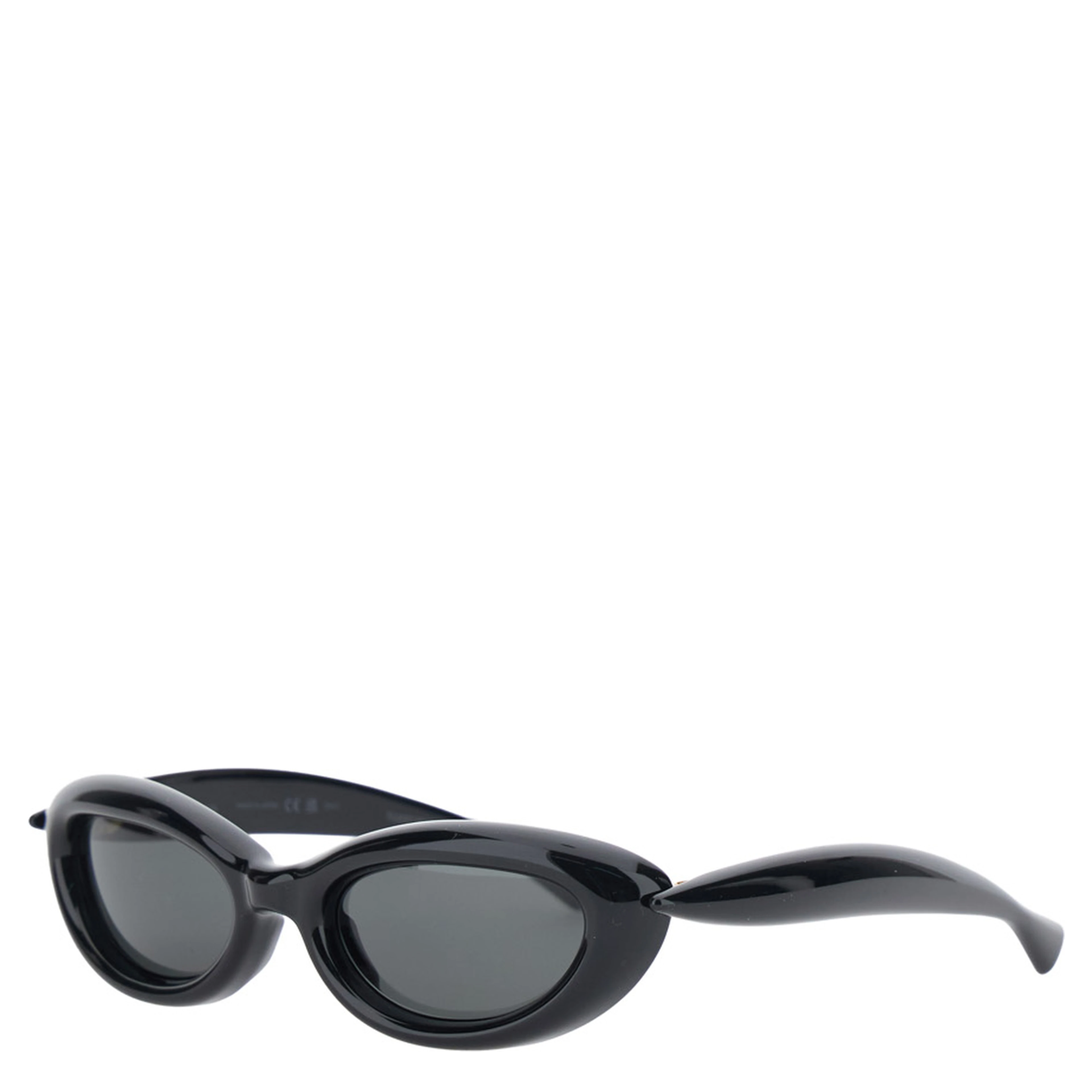 Black Sunglasses with Cat Eye Design and Thick Frame in Plastic for Women