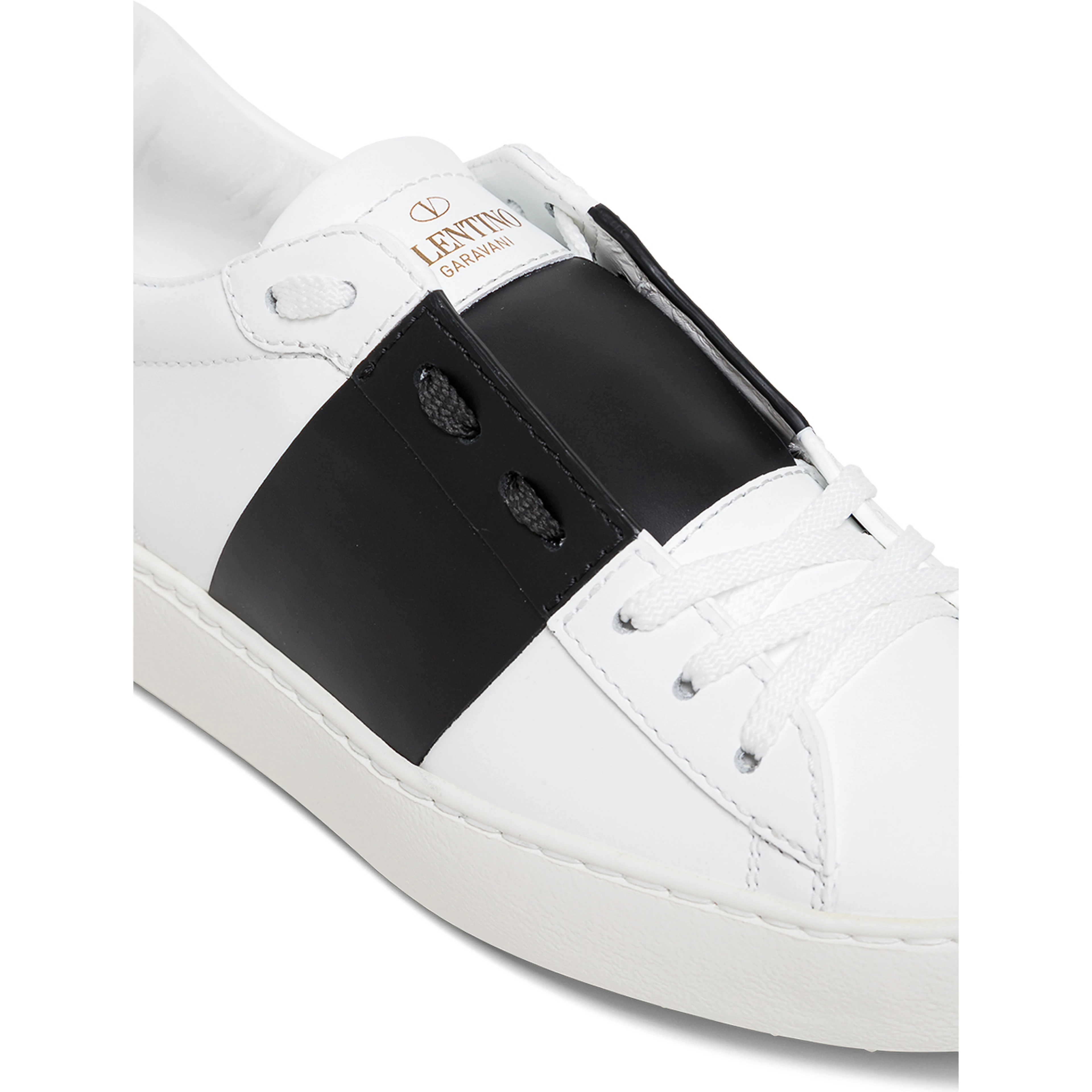 Sneaker Open with Rockstud Details in White Leather for Women