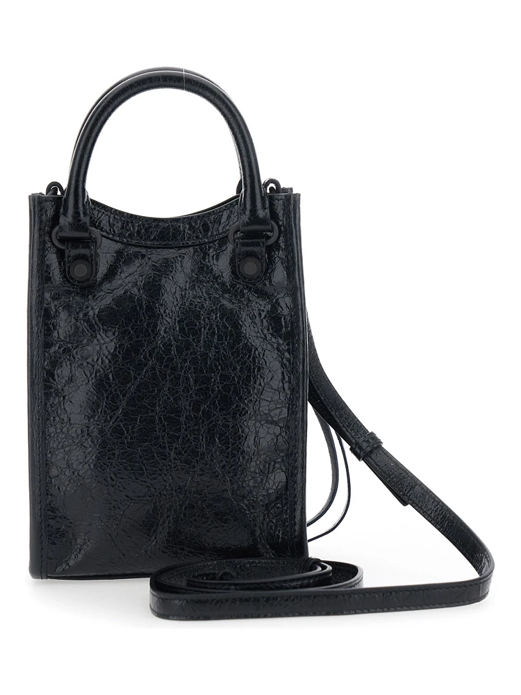 Le City Black Shoulder Bag with Adjustable and Removable Strap and Zip Pocket on the Front in Leather for Women alternative