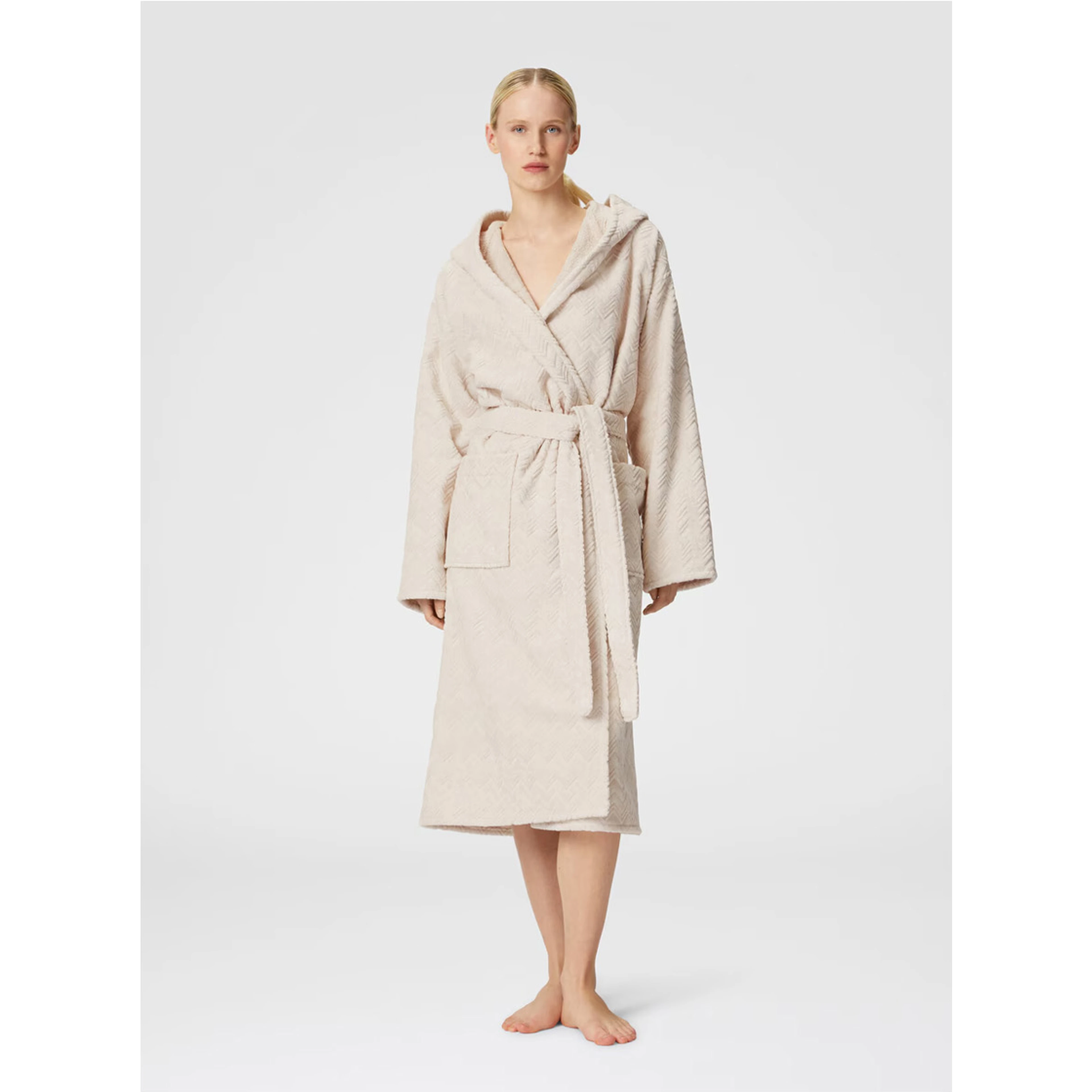 white Bathrobe with hood and Zig-Zag motif in cotton terry Home