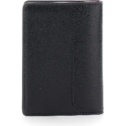 Black Card Holder with FF Logo Plate on the Front and Rectangular Design in  Leather Man