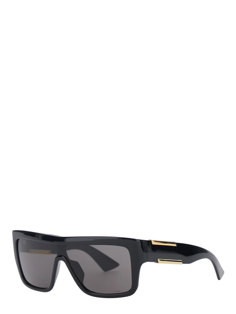 Black Aviator Sunglasses with Square Lenses and Metal Plates on the Side in Plastic for Women