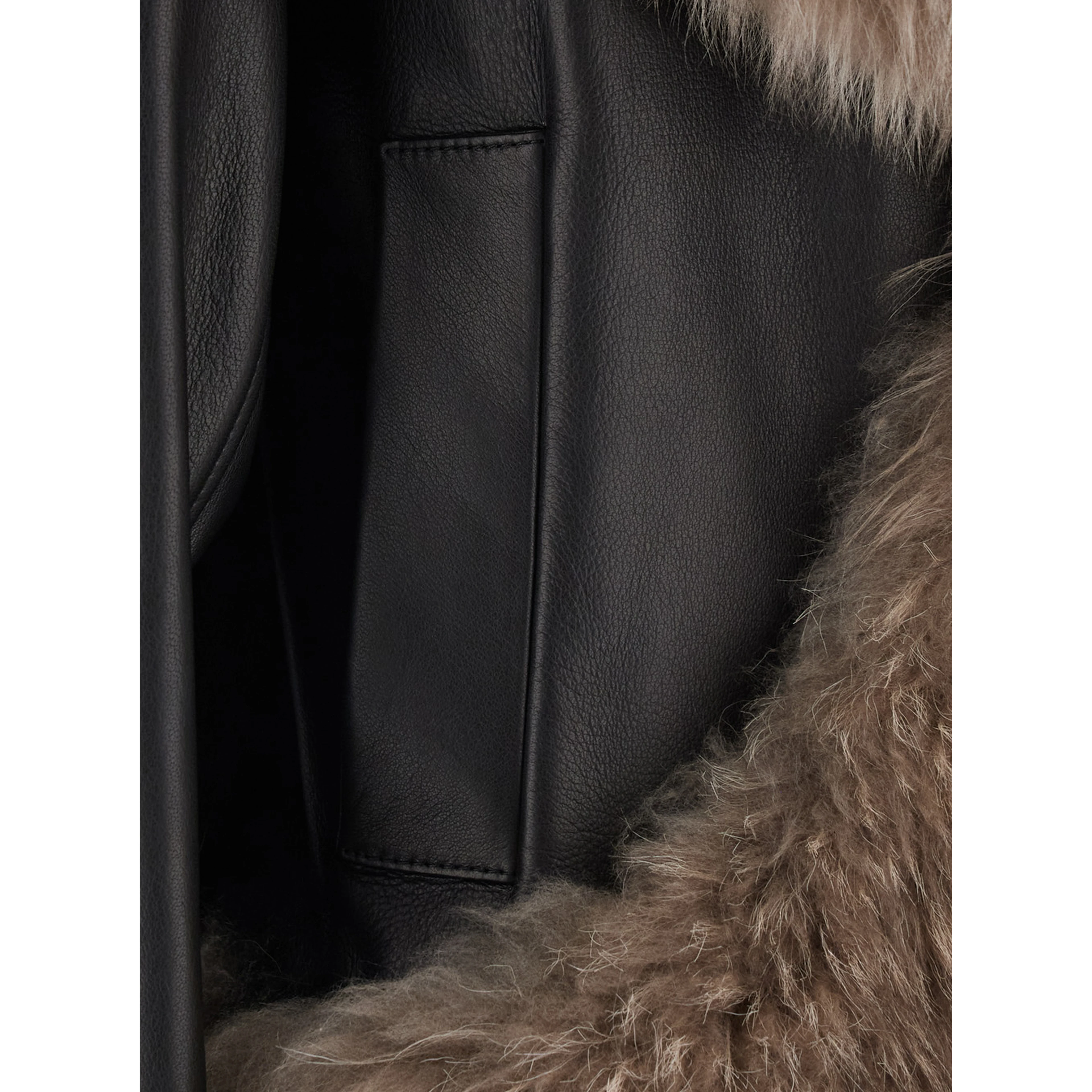 Black Jacket with fur design in Leather woman