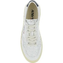 Sneaker Medalist Low with Contrast Pull-tab in White Leather Men