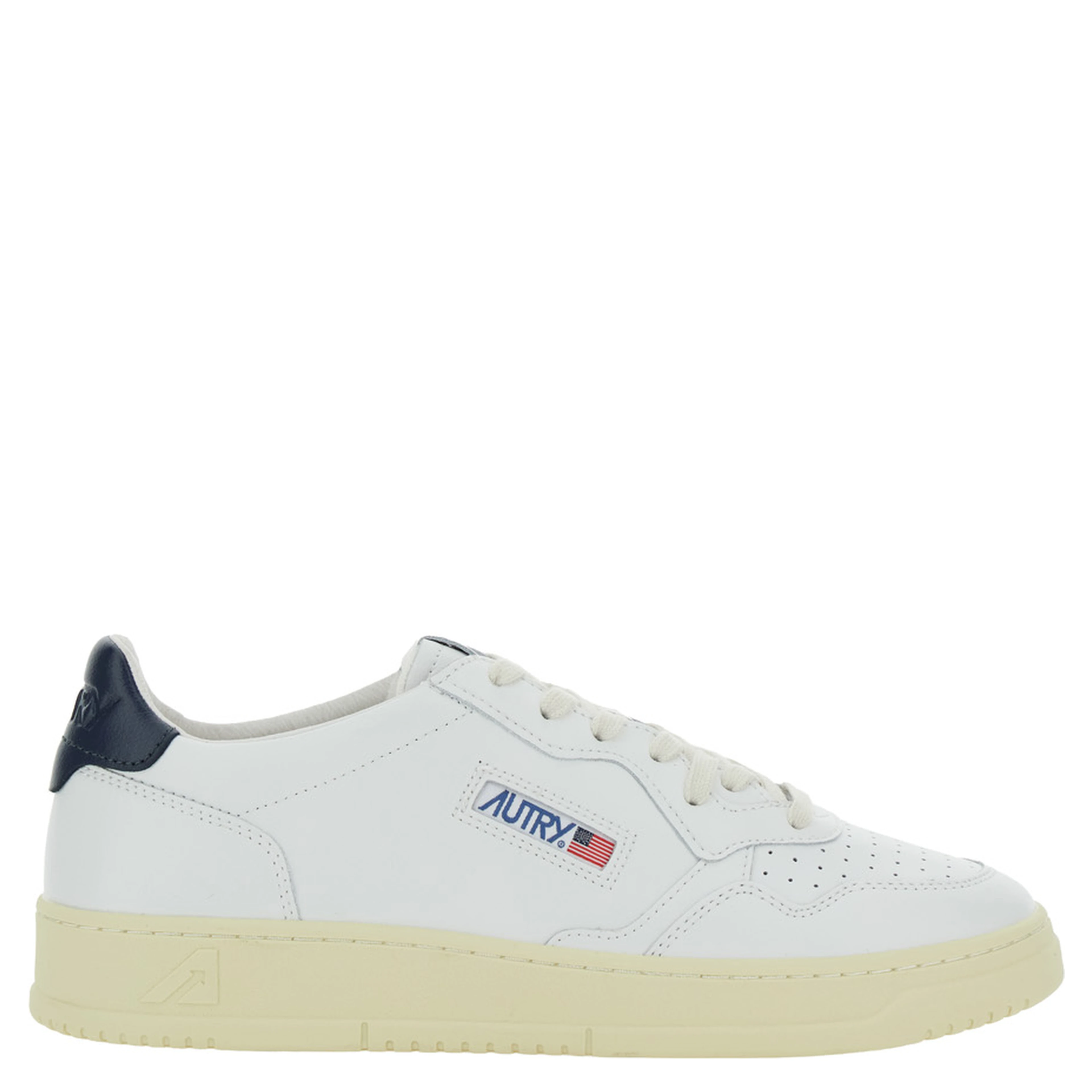 Sneaker Medalist Low with Contrast Pull-tab in White Leather Men