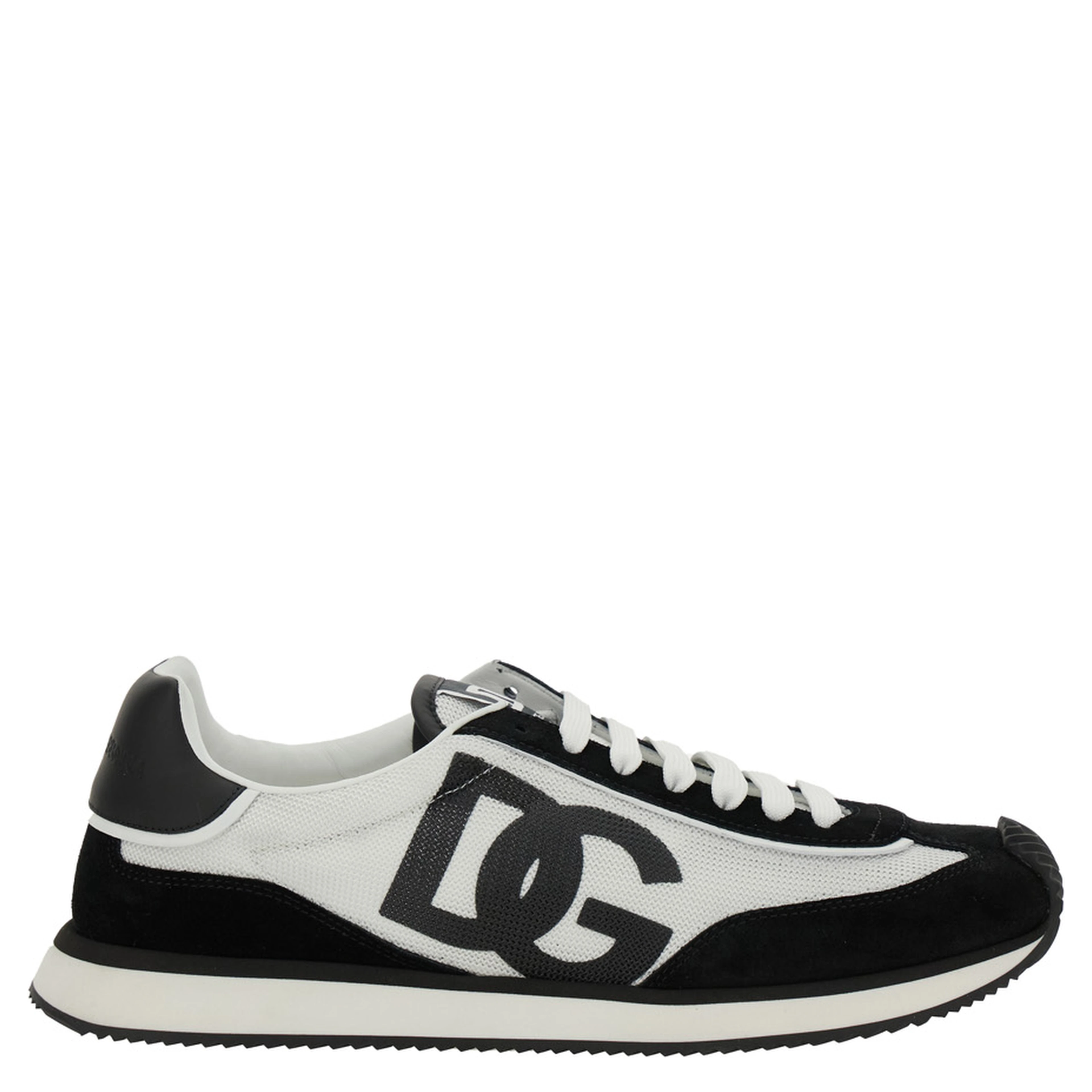 Sneaker Aria with Logo Patch on the Tongue and Side in White and Black Leather Men