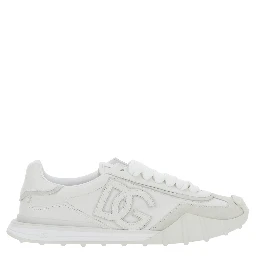 Athletic white Low top sneakers with logo patch on the side and logo lettering on the back in leather for men
