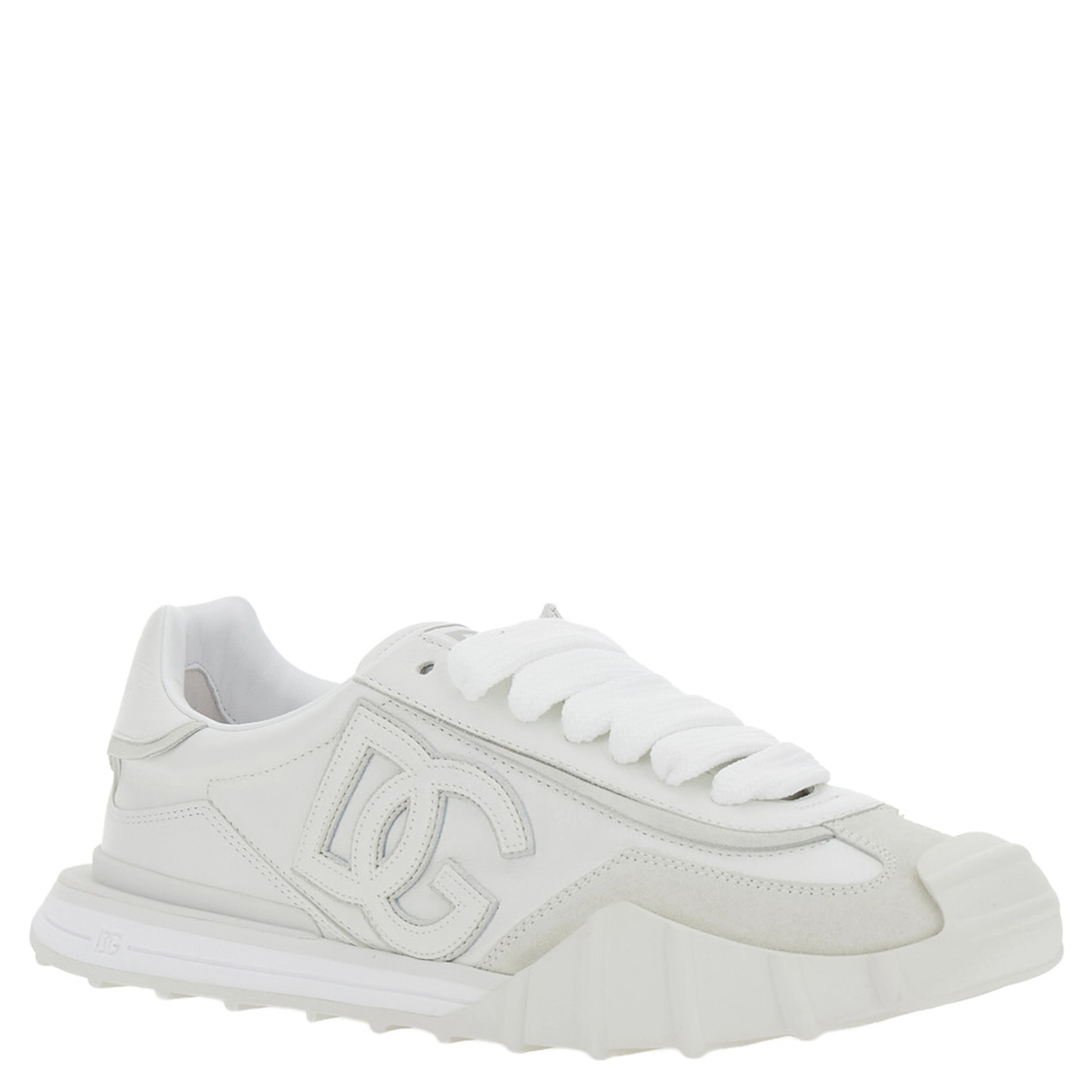 Athletic white Low top sneakers with logo patch on the side and logo lettering on the back in leather for men