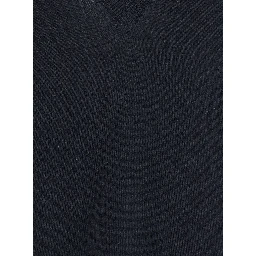 Fine knit V-neck sweater with long sleeves in gray for women