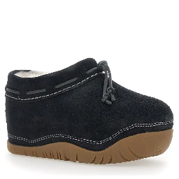 Black ankle boots with side laces and contrasting stitching in suede for women