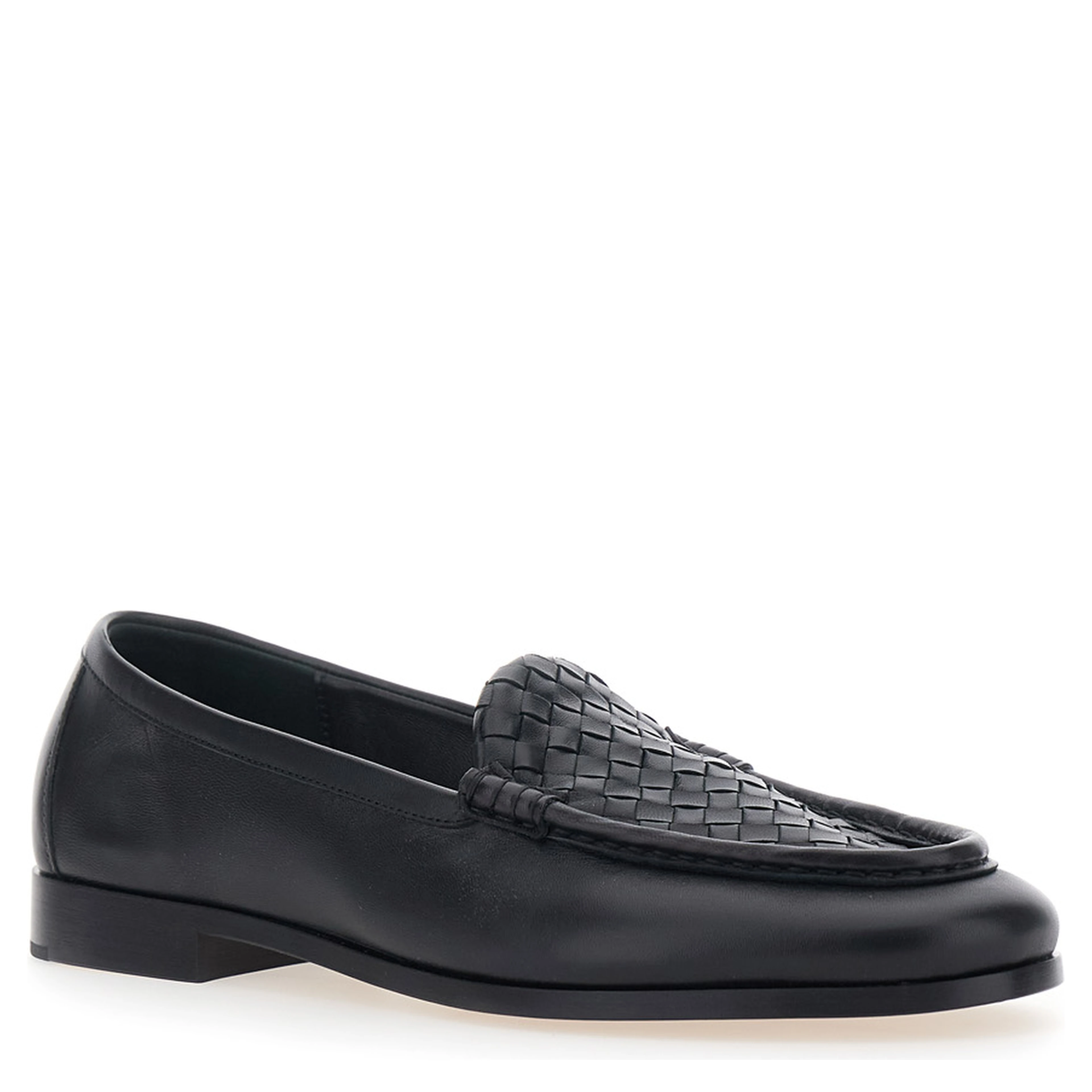 Silenzio Black loafers with Intreccio Motif on the Front in Leather for Men