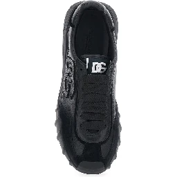 Athletic Black Low top sneakers with logo patch on the side and logo lettering on the back in leather for men