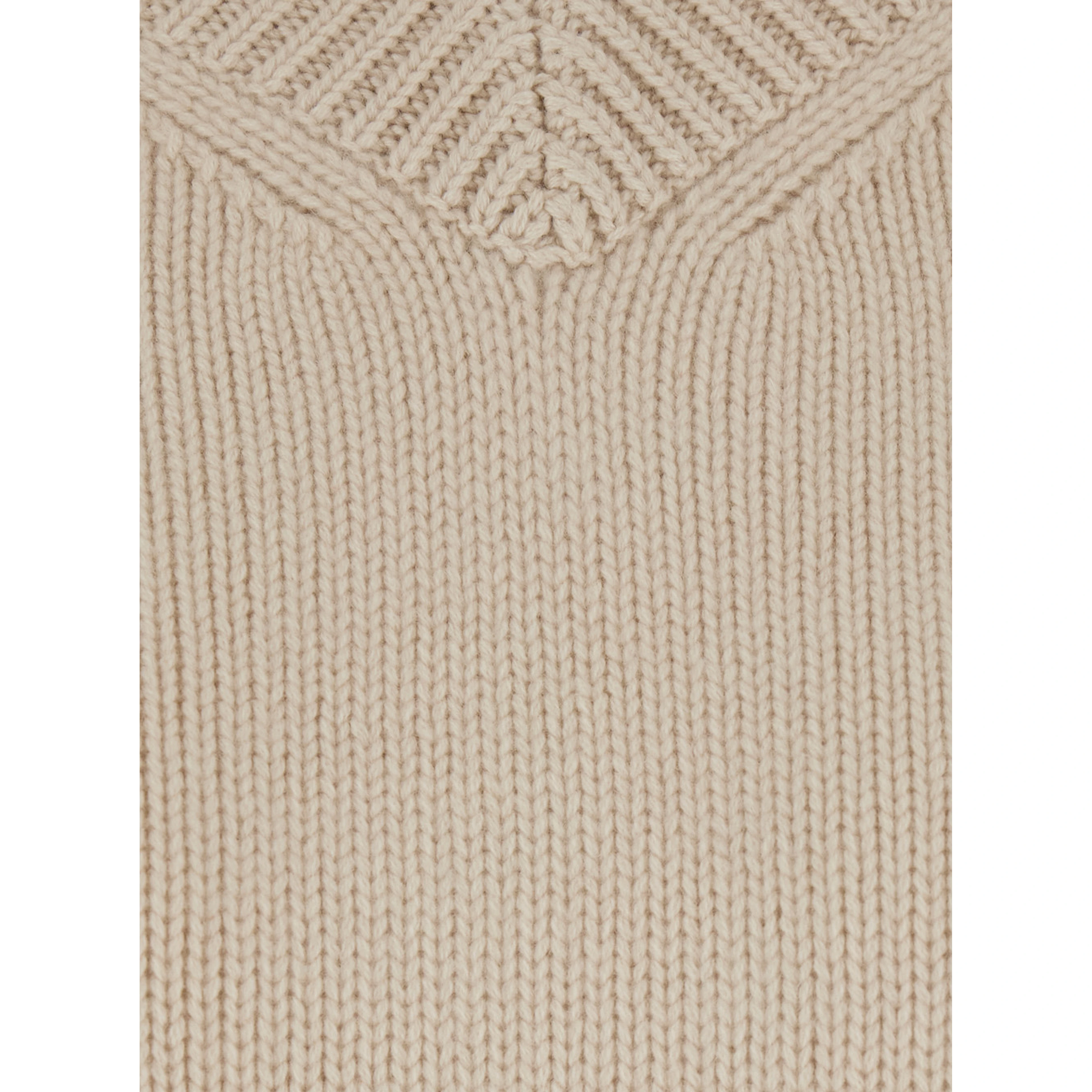 Chunky V Neck Pull Sweater with V-neck and long sleeves in cashmere Red Woman