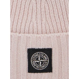 Pink beanie with turn-up brim and logo patch on the front in blend wool boy