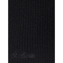 Scarf with elegant design in wool and black color for unisex