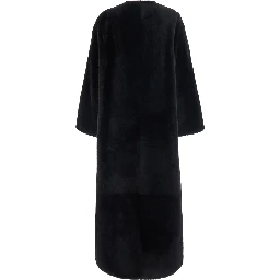 Brown Shearling Coat with round collar and snap button closure on the front in fur for women