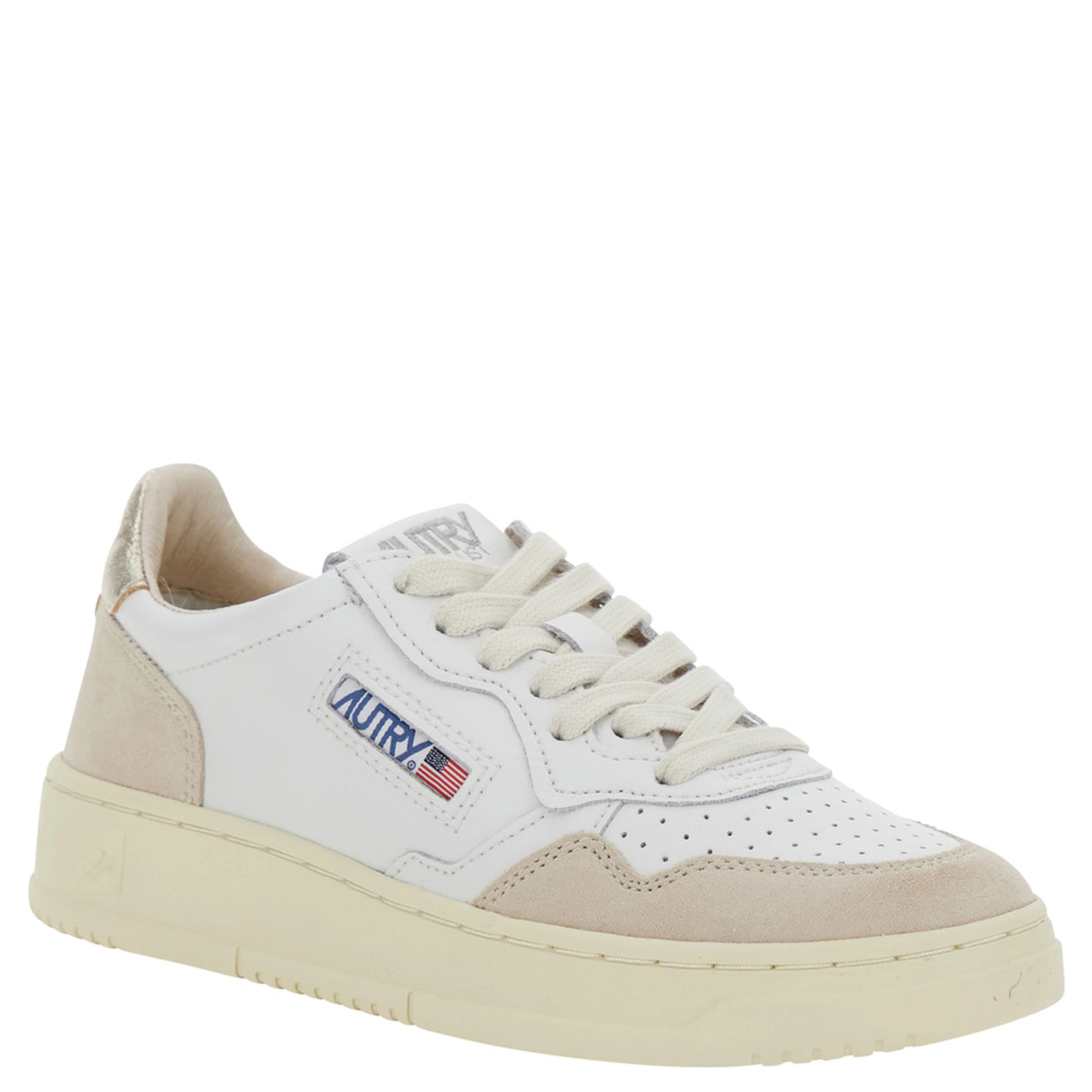 Sneaker Medalist Low Top with Logo Patch on Tongue and Side in White Leather Women