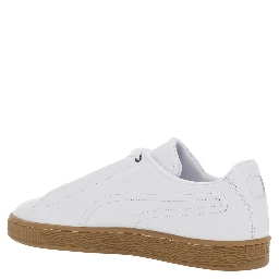 White low top sneakers with laces on the front in leather for men