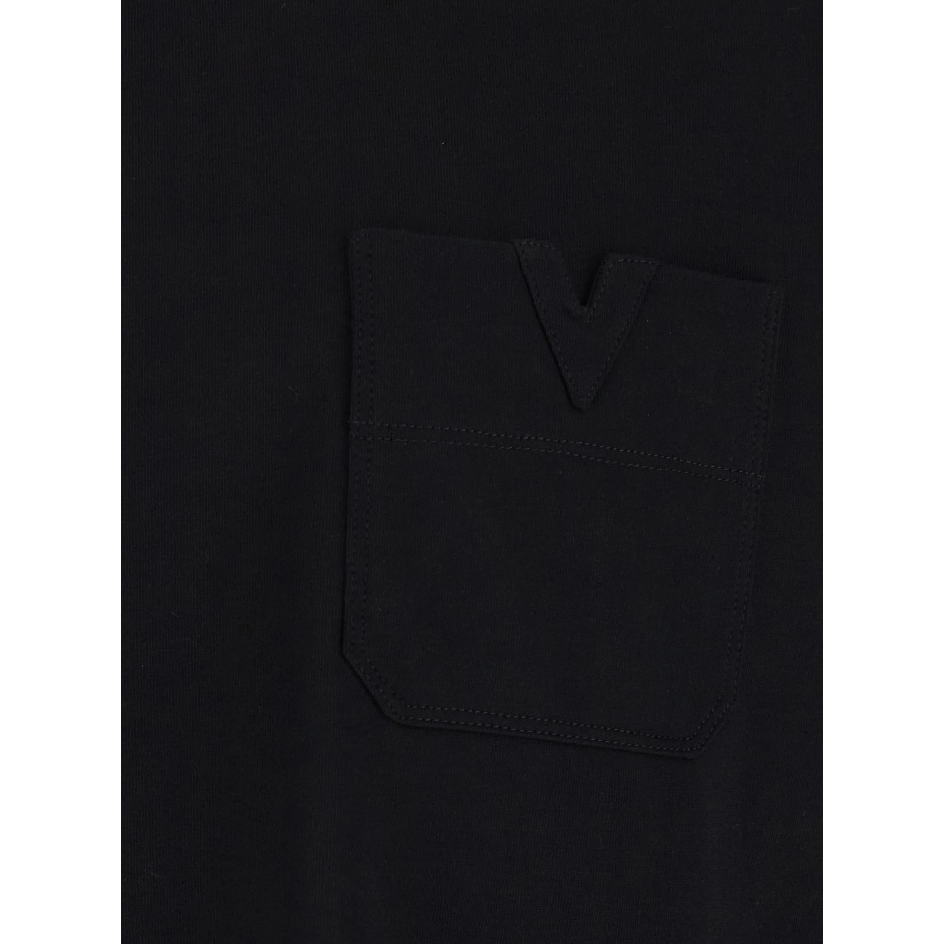 black T-SHIRT with pocket with metallic VLogo in cotton for men