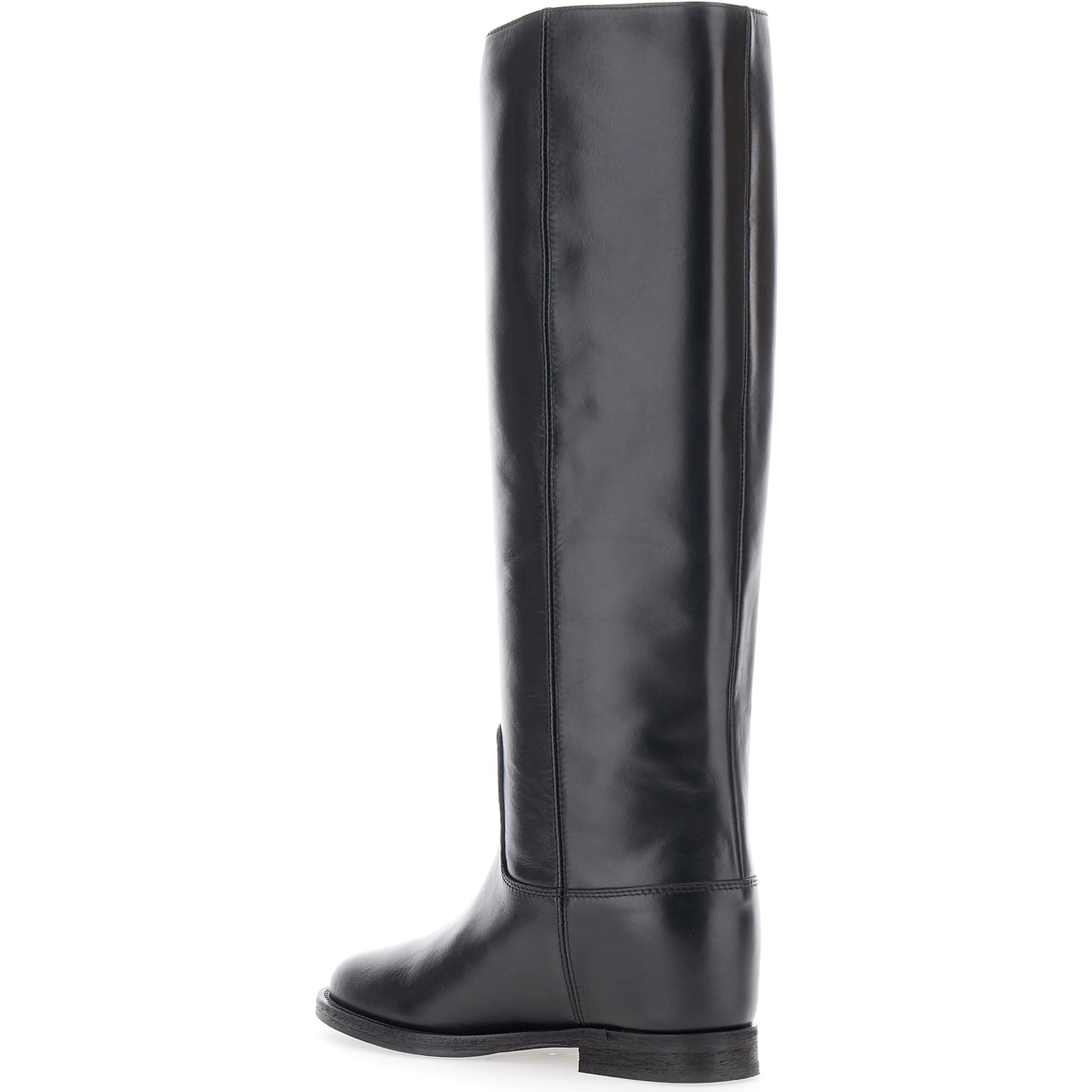 Boots with Side Cut-Out and Leather Logo Plate Black Women