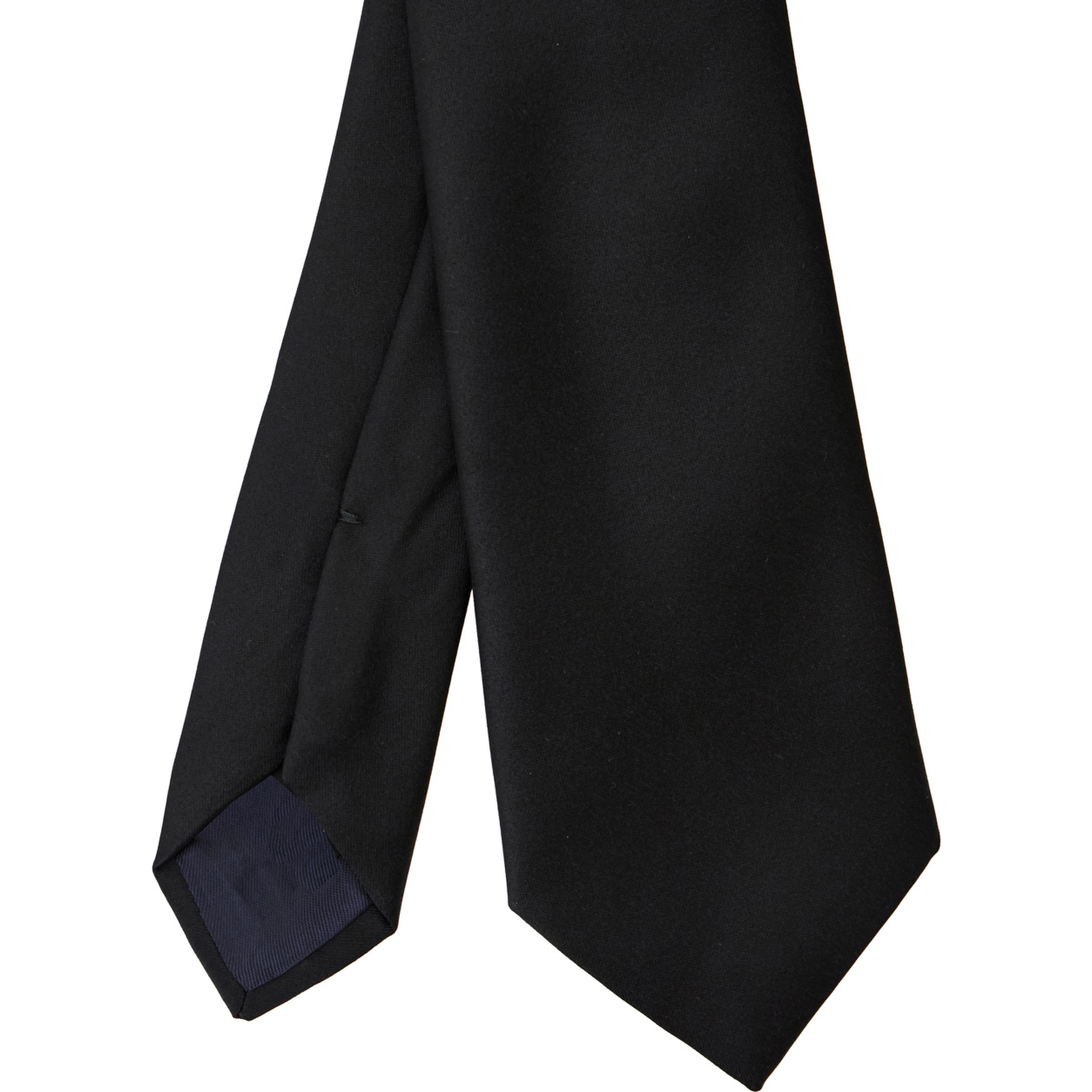 Classic Tie in Black Tech Fabric for Men