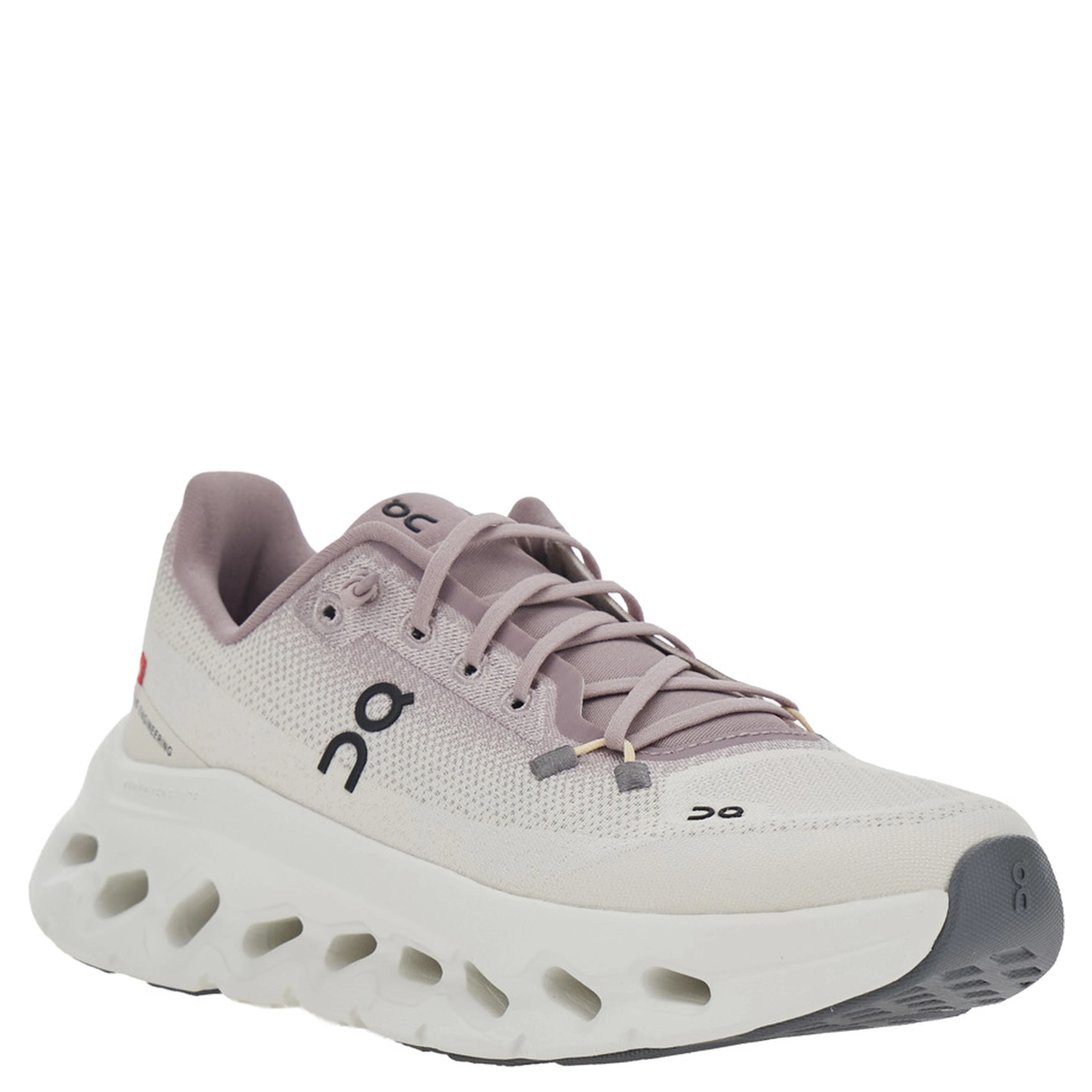Cloudtilt Pink Low Top Sneakers with Logo on the Side and Chunky Rubber Sole in Tech Fabric for Women