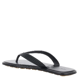 Sanpieri Black Sandals with Thong Design and Flat Sole in Rubber for Men