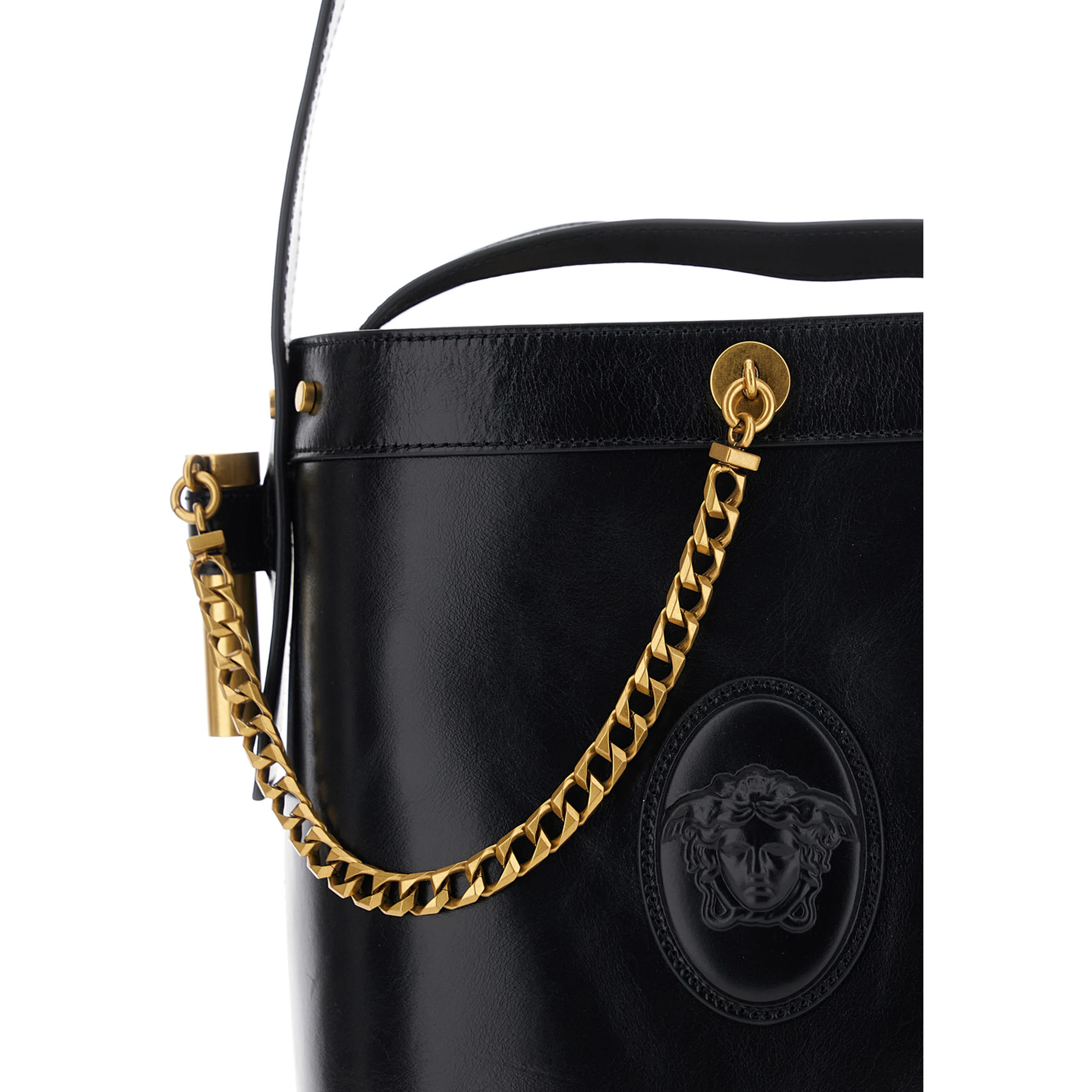 Bucket bag with red leather handle