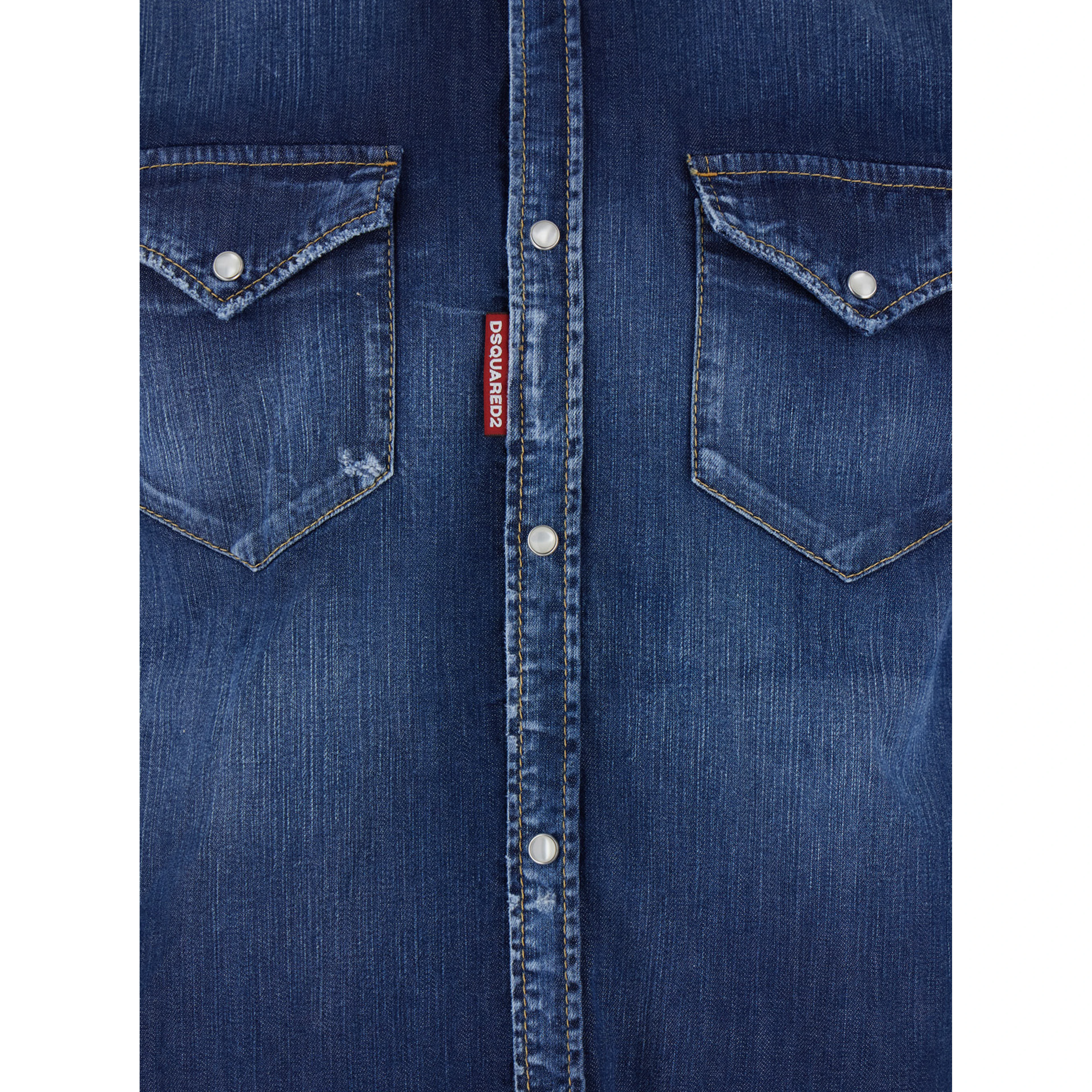 Blue Shirt with classic collar and two front pockets in denim for men