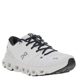 Cloud X5 White Sneakers with contrasting details and logo on the side in tech fabric for men