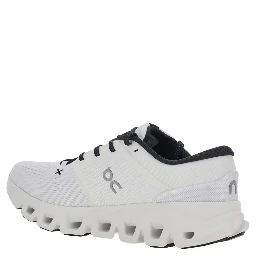 Cloud X5 White Sneakers with contrasting details and logo on the side in tech fabric for men