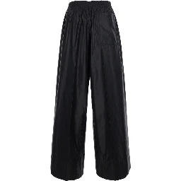Black Pants with elasticated waist and logo patch on the front in Tech Fabric women